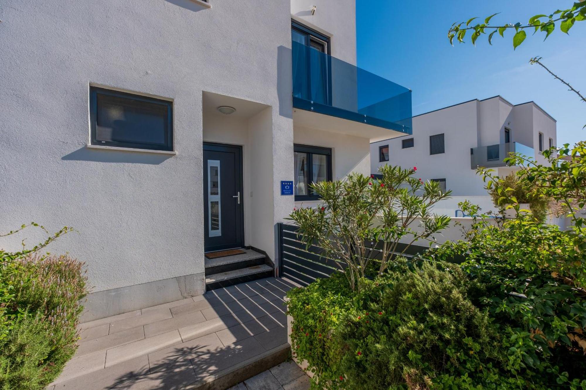 Villa Essenza Vita In Vodice Only 650 Meters From The Beach Exterior photo